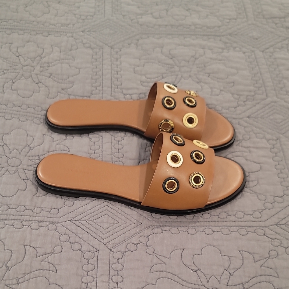 Tory Burch Tan Sandals with Gold and Black Accents - Picture 2 of 6